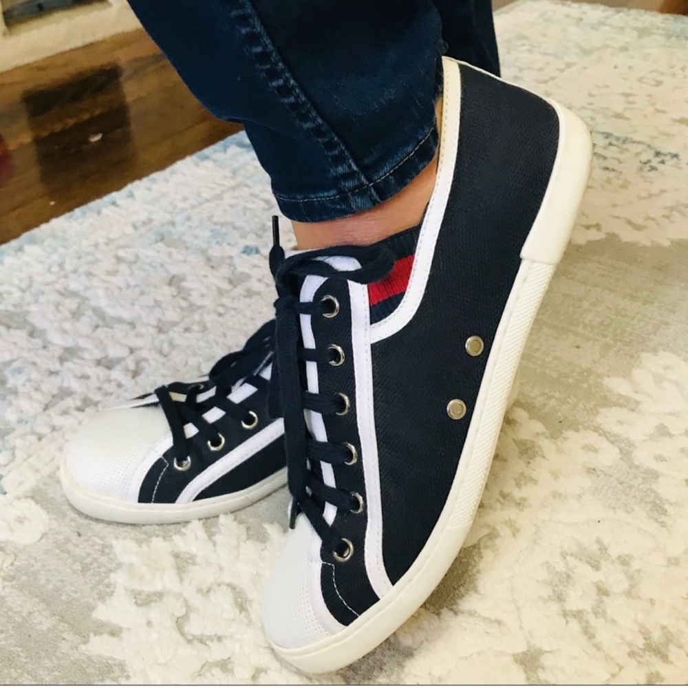 ❤️🤍💙AUTHENTIC GUCCI Sneakers